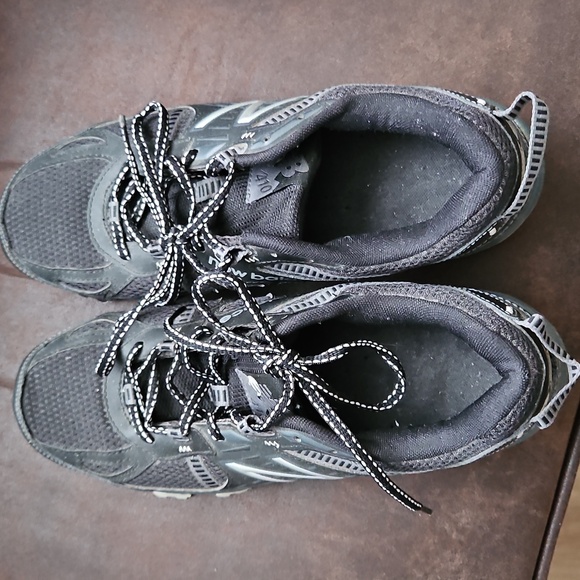 New Balance Men’s 410 Black Size 10 - Picture 3 of 5